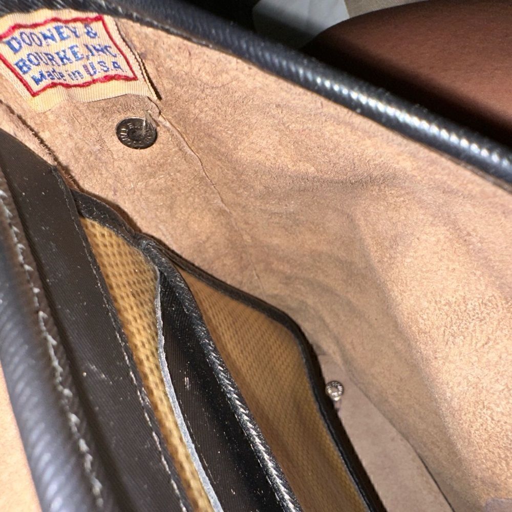 Large Flap Handbag Dooney & Bourke croc Embossed - Picture 5 of 12